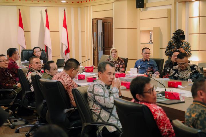 Sekdaprov Marindo Kurniawan Apresiasi Perhatian Khusus Kemendagri terhadap Provinsi Lampung dalam Pendampingan secara Komprehensif terkait Pengelolaan Keuangan Daerah dan Kapasitas Fiskal